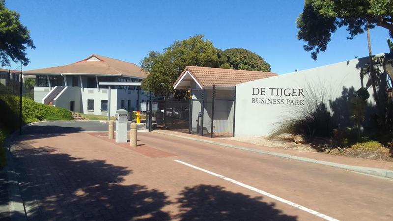 To Let commercial Property for Rent in Parow North Western Cape